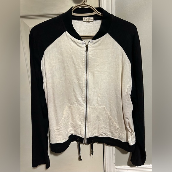 Just Living women’s large light zip up black and white jacket. - Picture 1 of 6